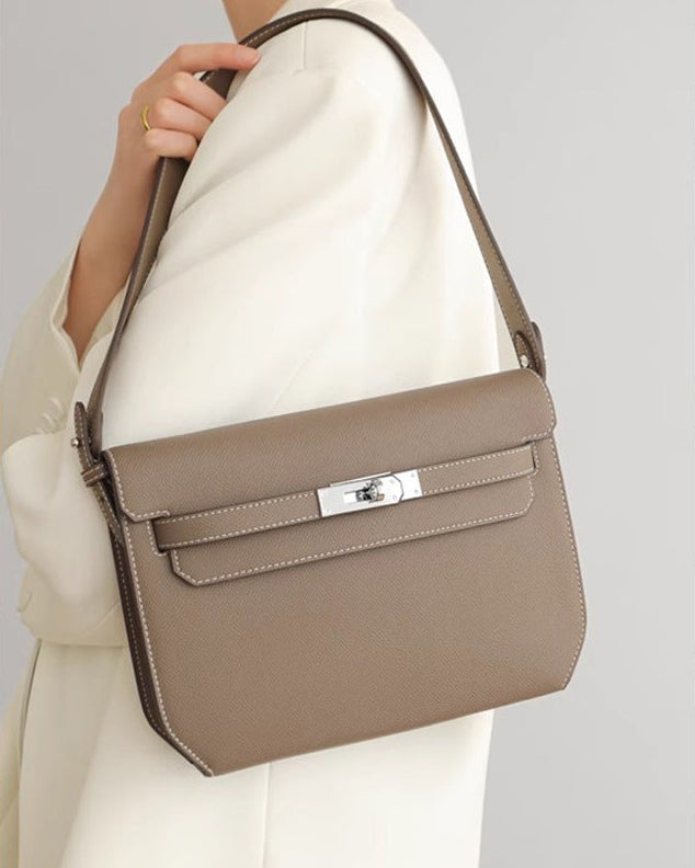 Classic Structured Leather Crossbody Bag | Minimalist Everyday Handbag