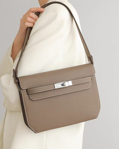 Classic Structured Leather Crossbody Bag | Minimalist Everyday Handbag